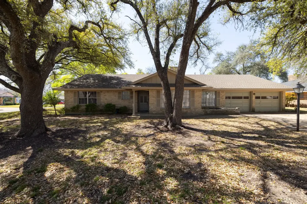 3605 Del Norte Boulevard, Temple