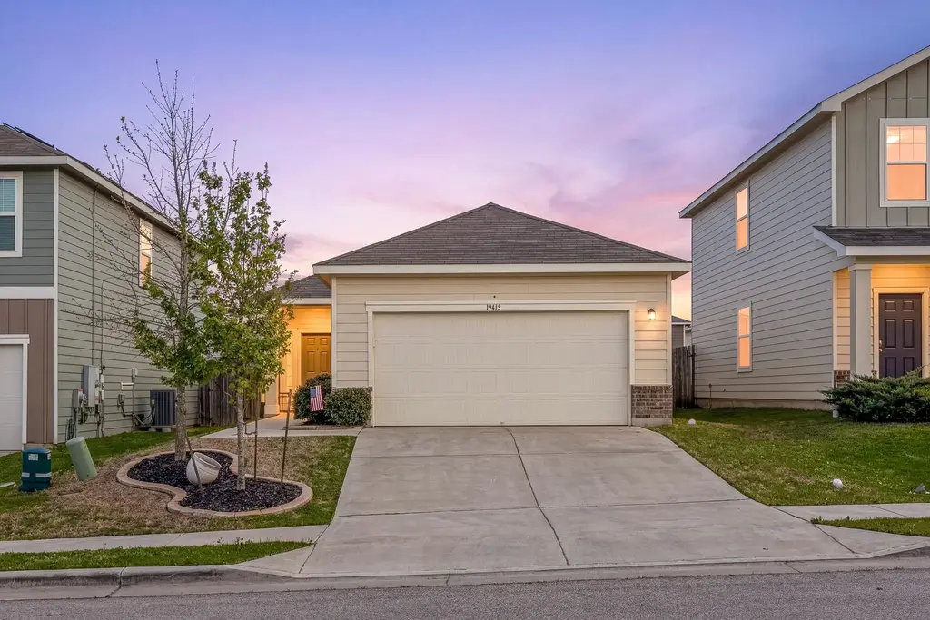 19415 Caymus Drive, Pflugerville