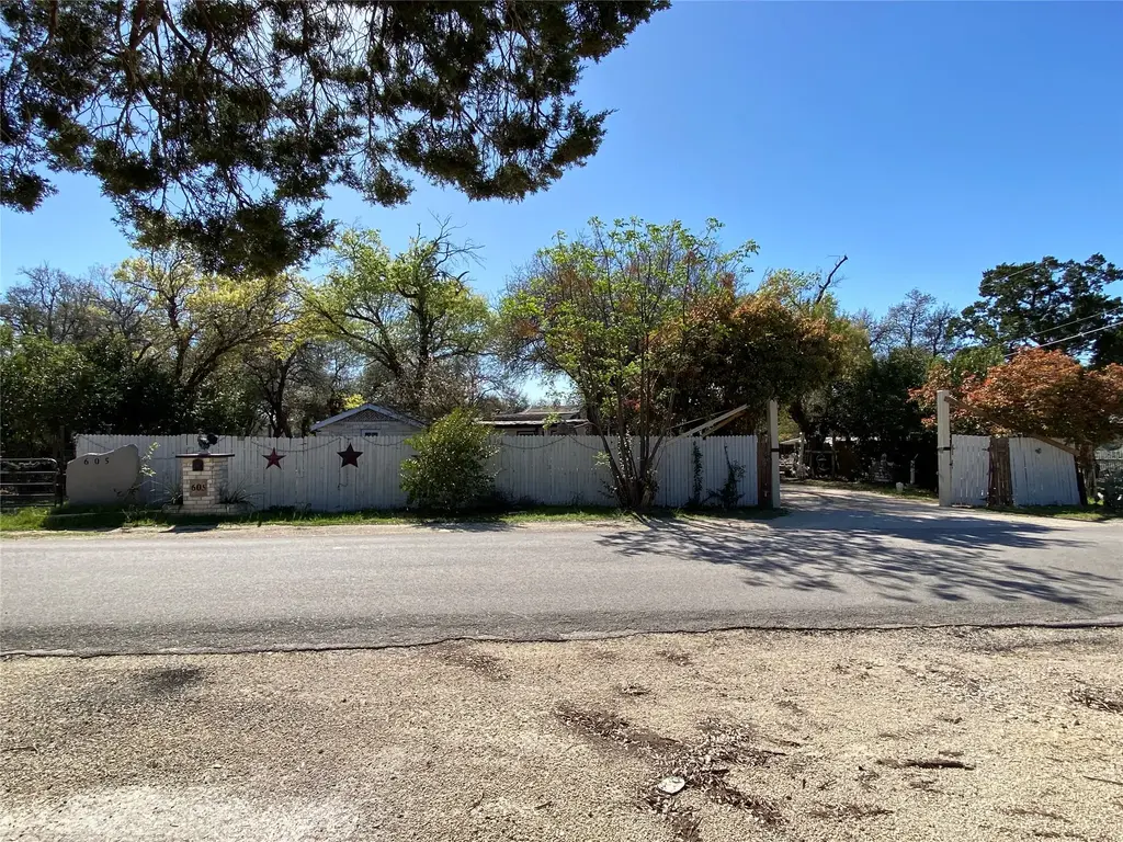 605 Osprey Drive, Leander