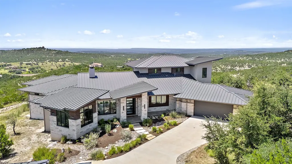 416 Julieanne Cove, Dripping Springs