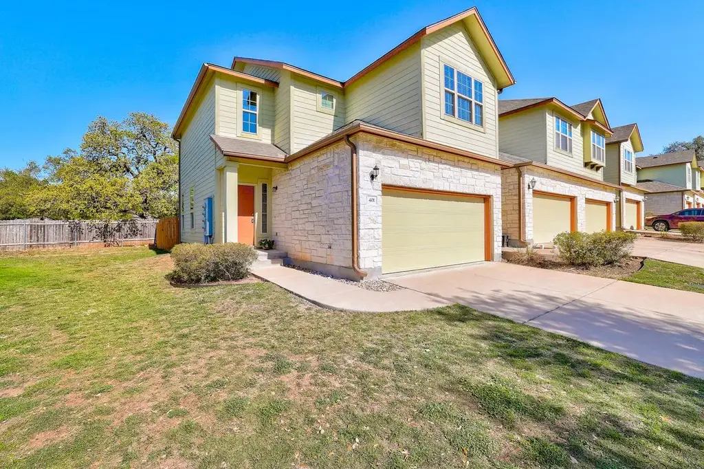 2410 Great Oaks Drive 401, Round Rock