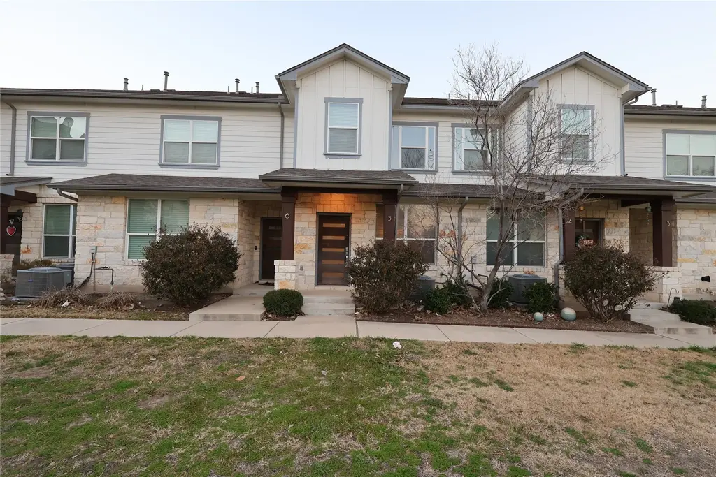 2101 Town Centre Drive 1705, Round Rock
