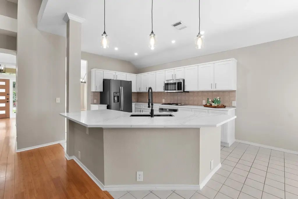 5405 Apache Creek Cove, Austin