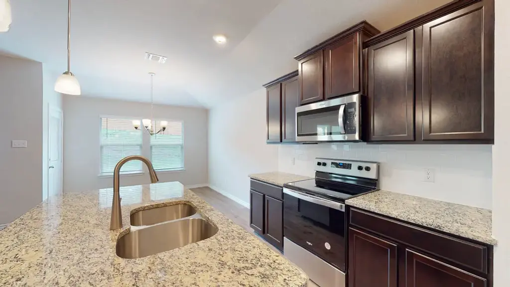 409 Creekfall Road, Burnet