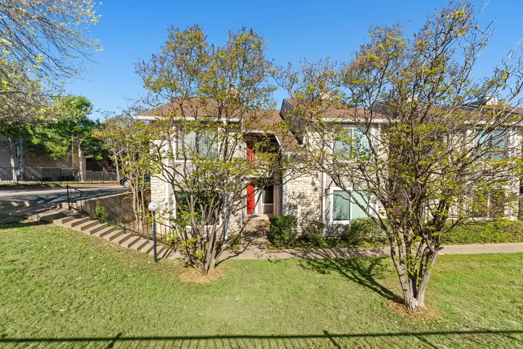 1750 Timber Ridge Road 102, Austin
