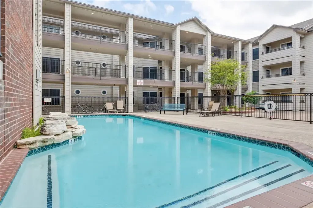 501 W 26th Street 305, Austin