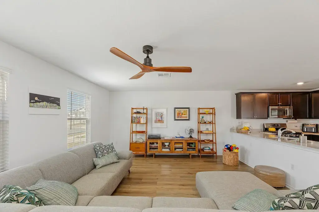 17817 Willacy Cove, Elgin