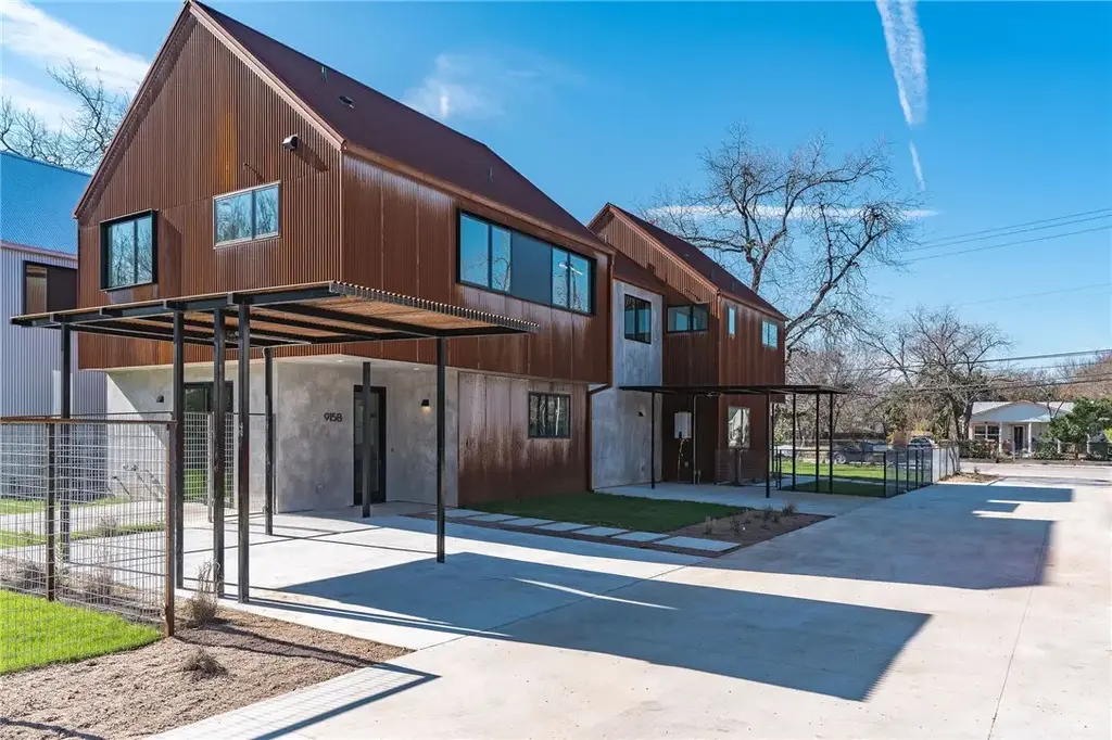 915 Tillery Street B, Austin