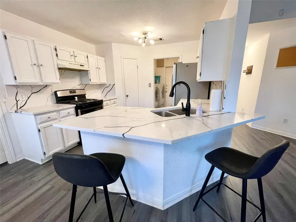1225 Hughmont Drive, Pflugerville