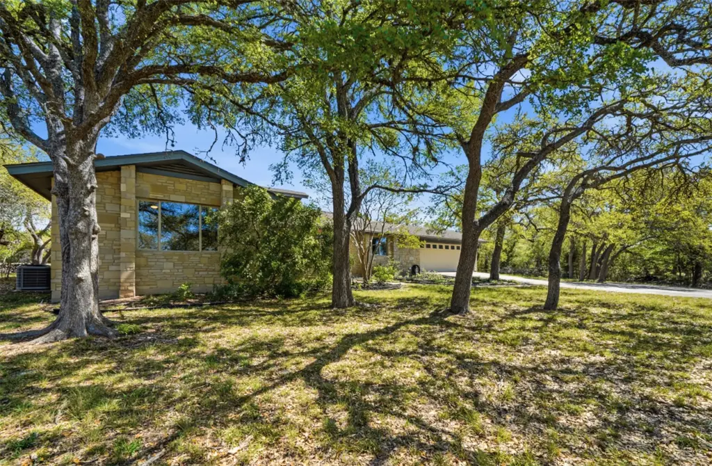1041 Hidden Hills Hills, Dripping Springs