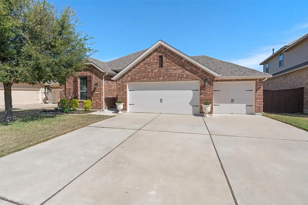 304 Miracle Rose Way, Liberty Hill
