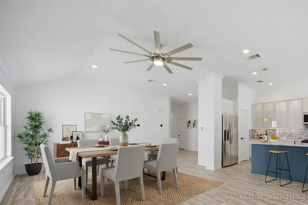 204 Newport Landing Place, Round Rock