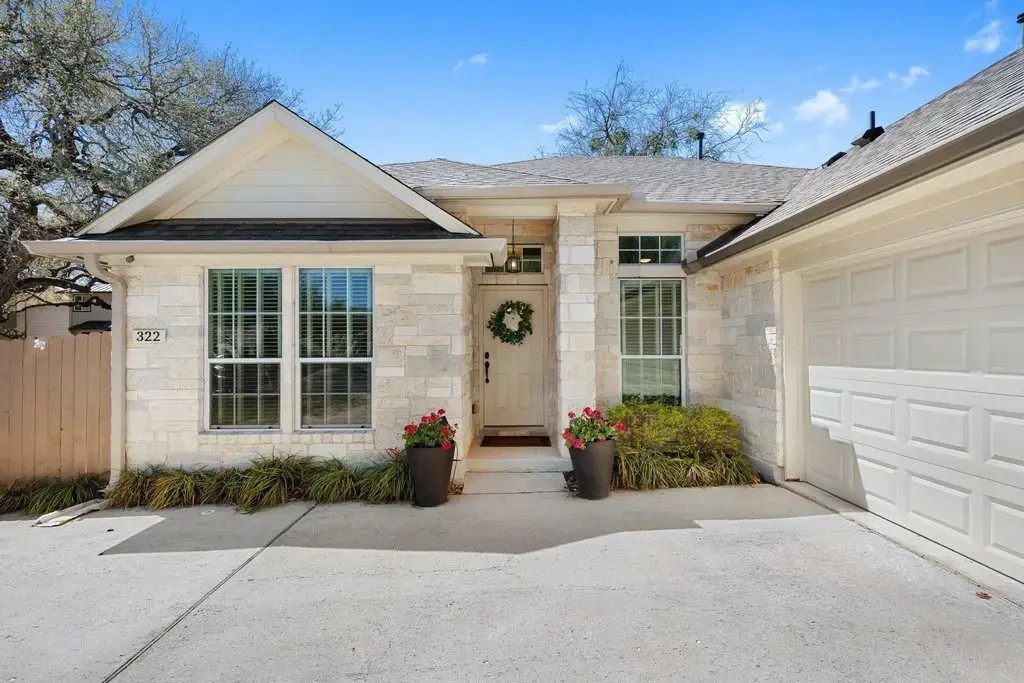 322 River Bluff Circle, Georgetown