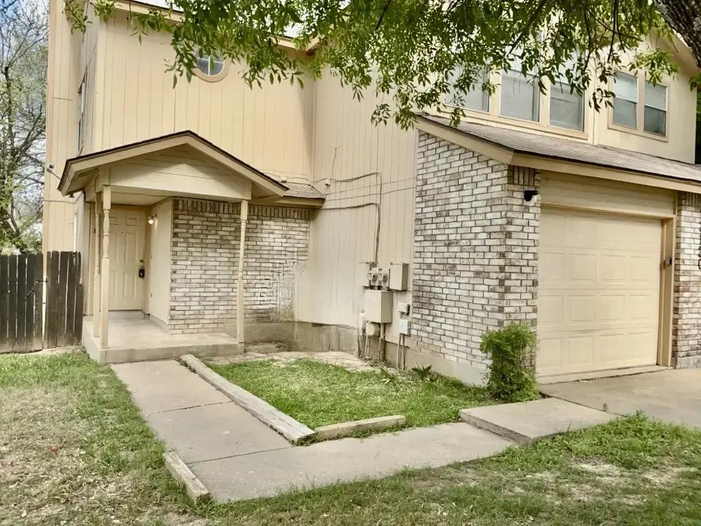 12120 Thompkins Drive, Austin