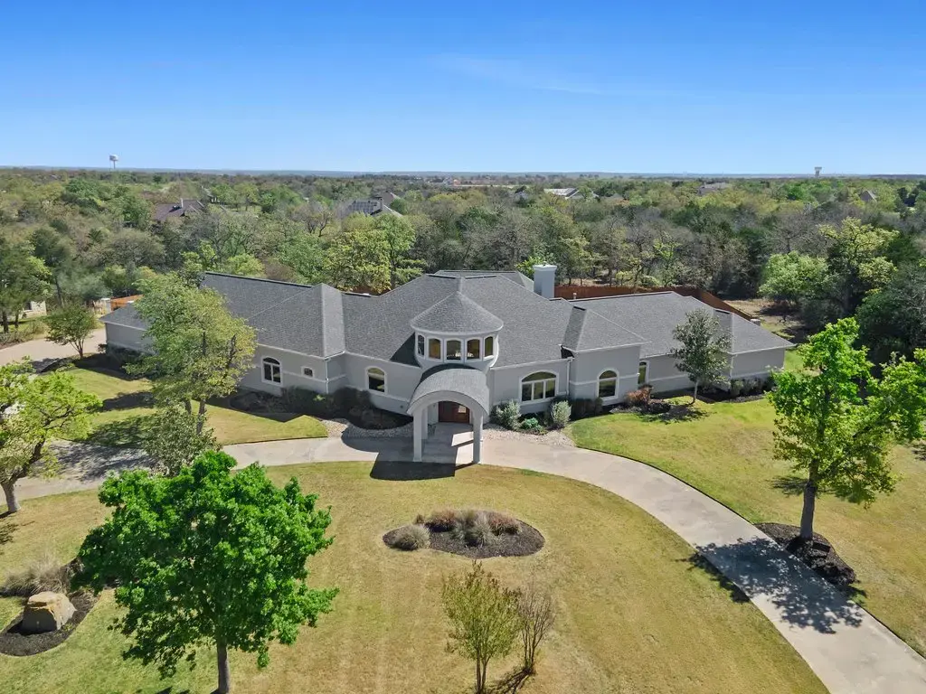 353 Stephen F Austin Boulevard, Bastrop