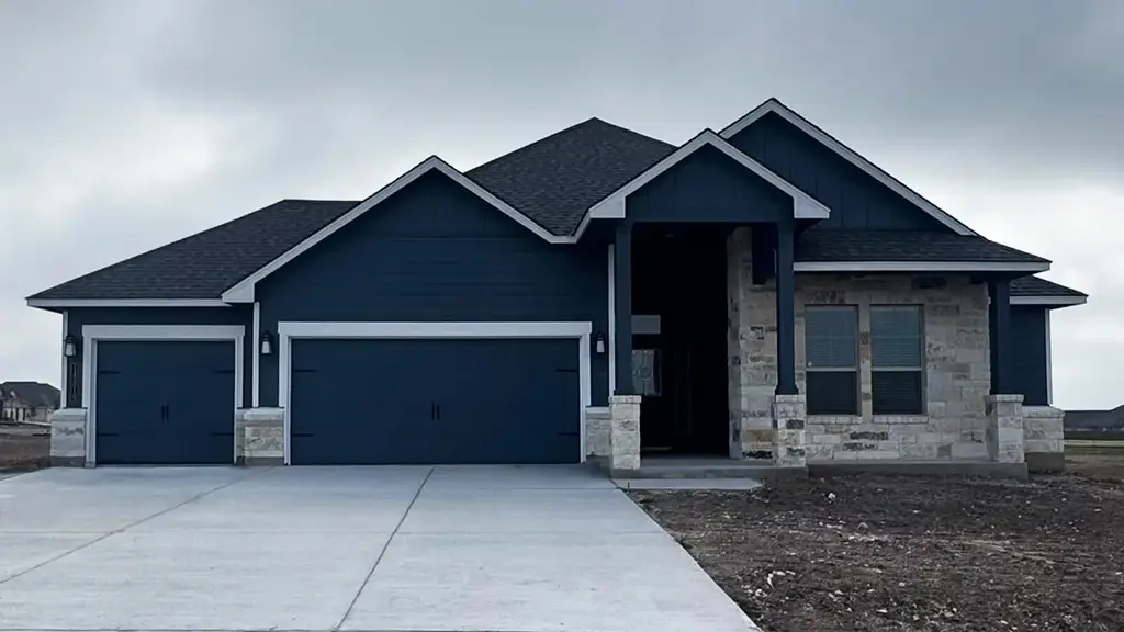 14519 Egon Drive, Salado