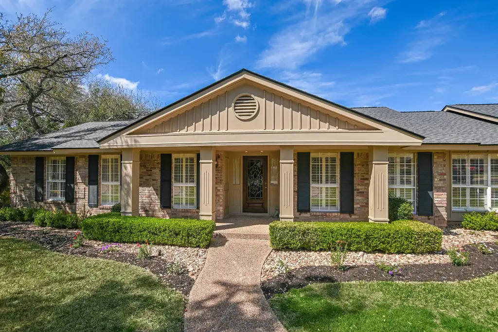 11004 Plumewood Drive, Austin