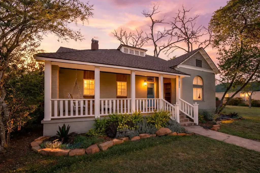 1202 Pecan Street, Bastrop