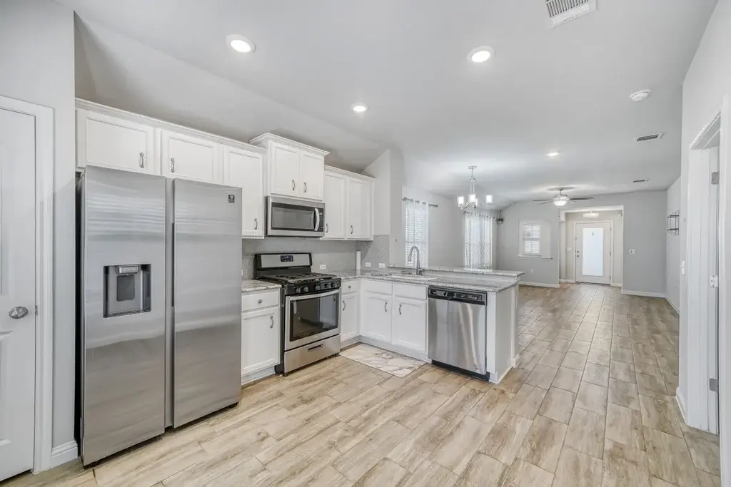 8303 Cottage Rose Drive, Austin