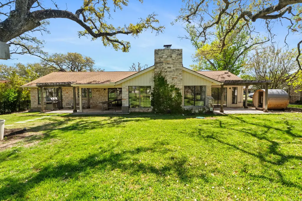 901 Vanguard Street, Lakeway