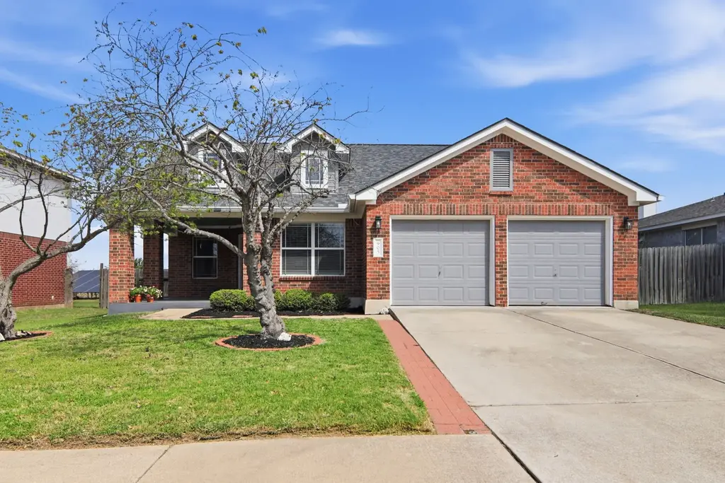 905 Lee Drive, Leander