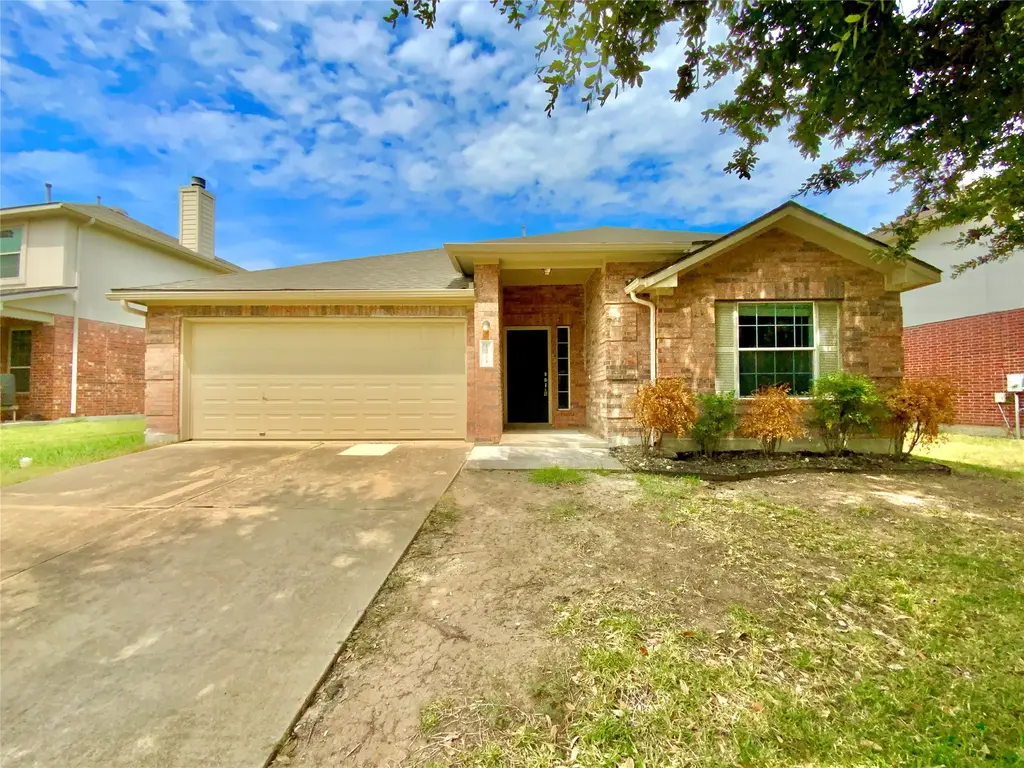 18704 Silent Water Way, Pflugerville