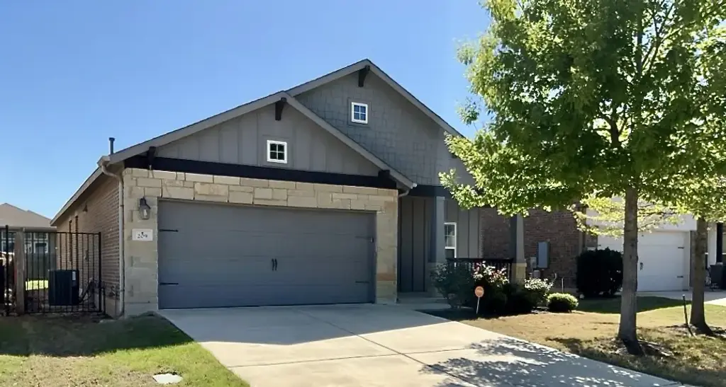 209 Penna Lane, Georgetown