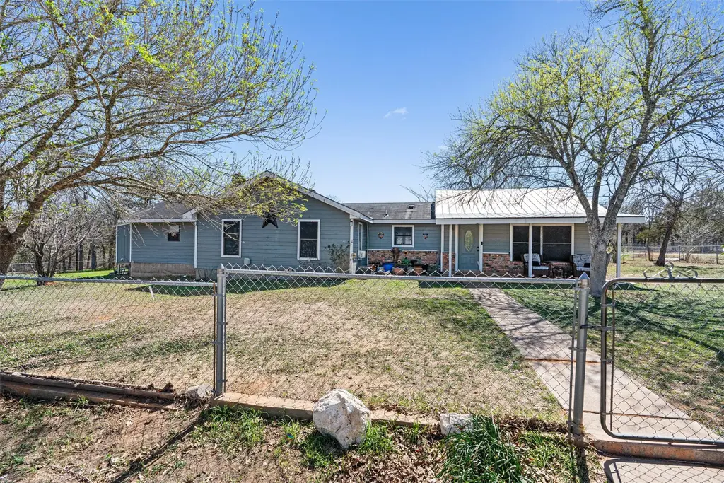 137 Scarlet Oaks Drive, Dale