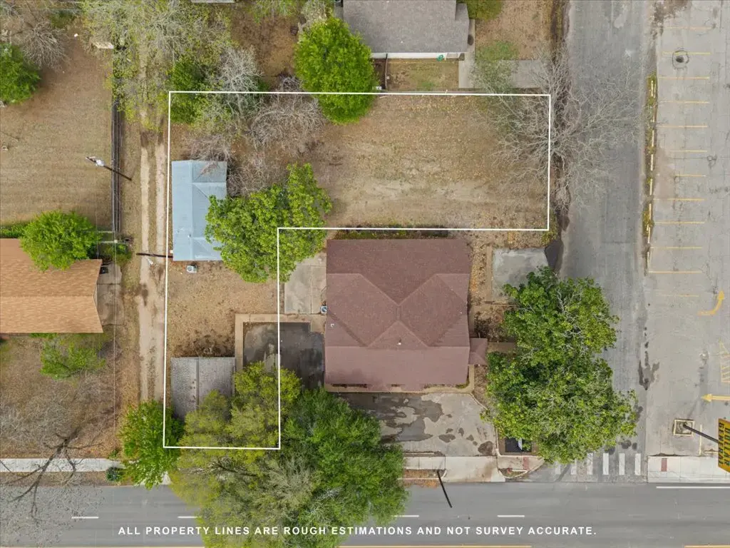 1207 Ne Loop 230, Smithville