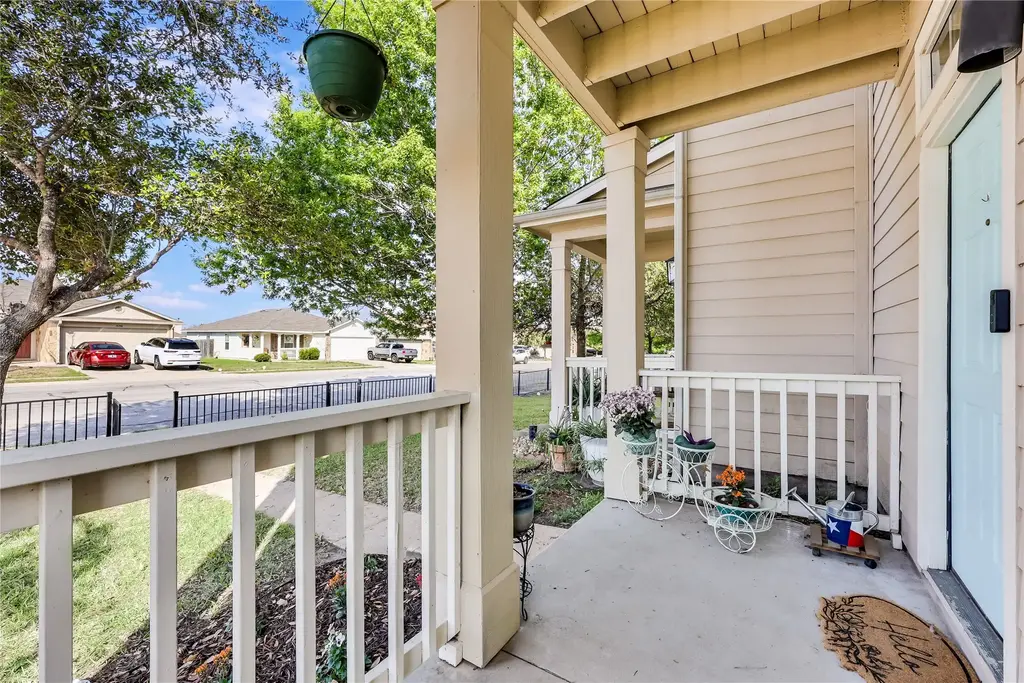 18701 Golden Eagle Way, Elgin