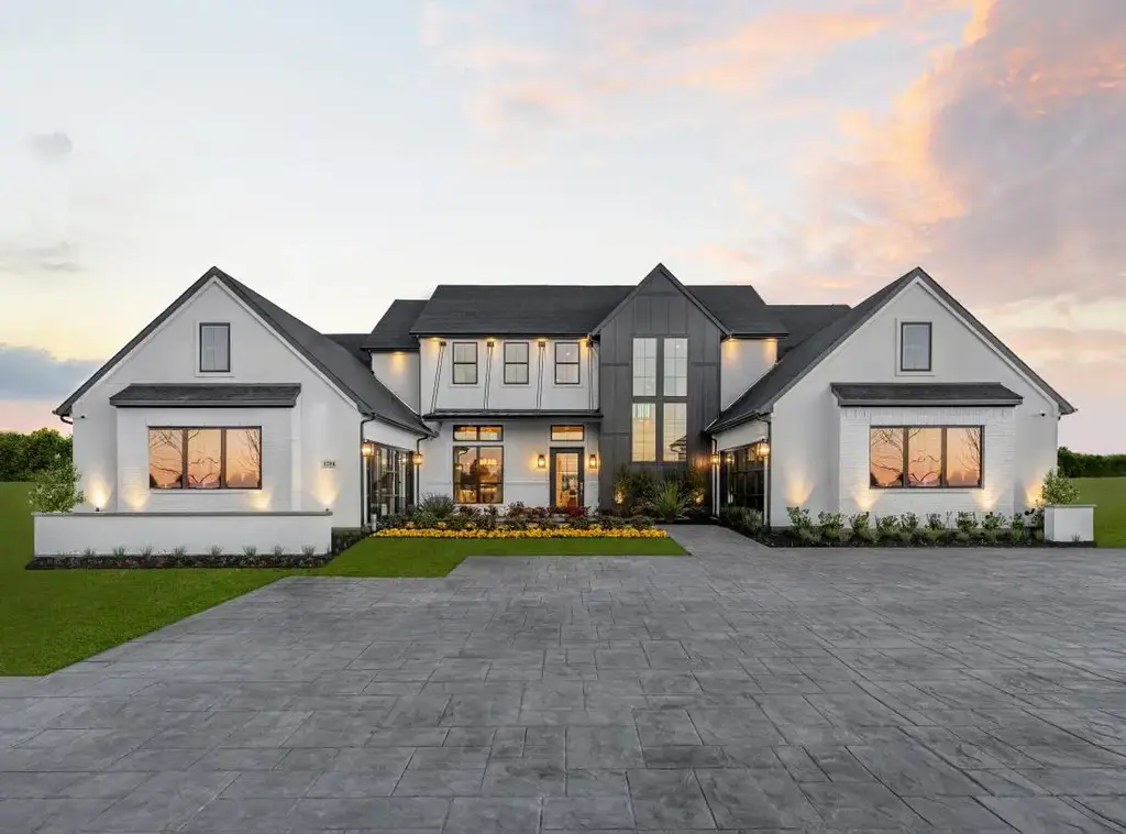 2040 Greatwood Trail Trail, Leander
