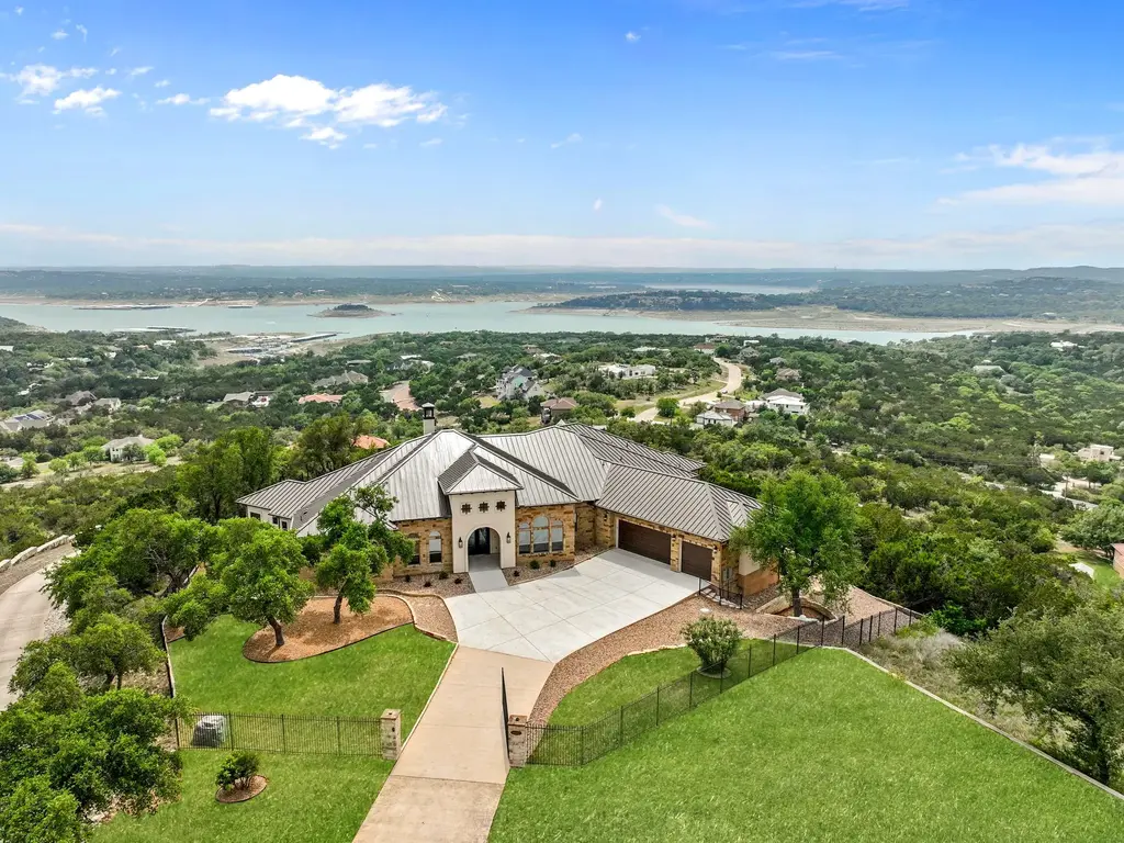 8295 Lime Creek Road, Volente