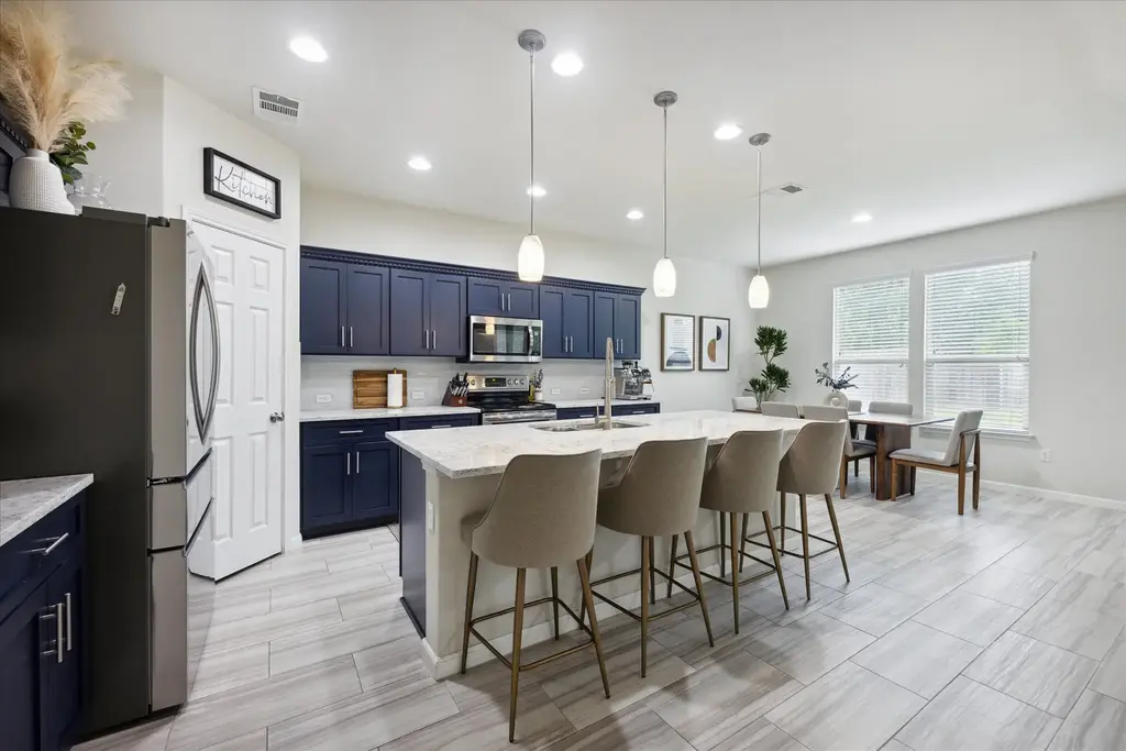 10053 Aly May Drive, Austin