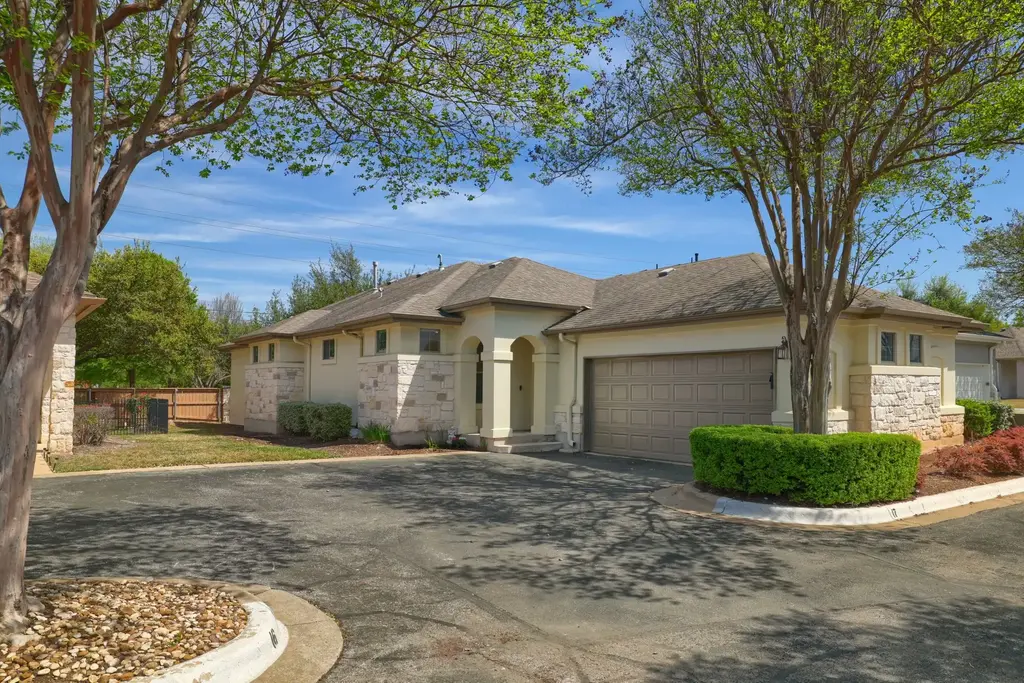 11558 Spicewood Parkway 17, Austin
