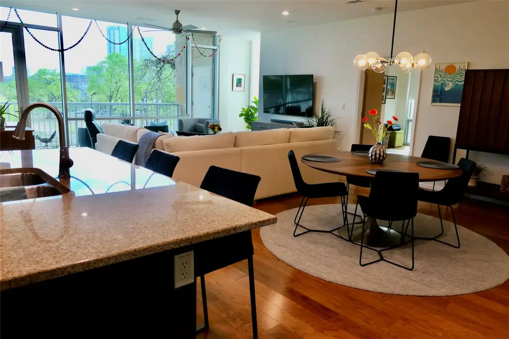 1600 Barton Springs Road 1301, Austin