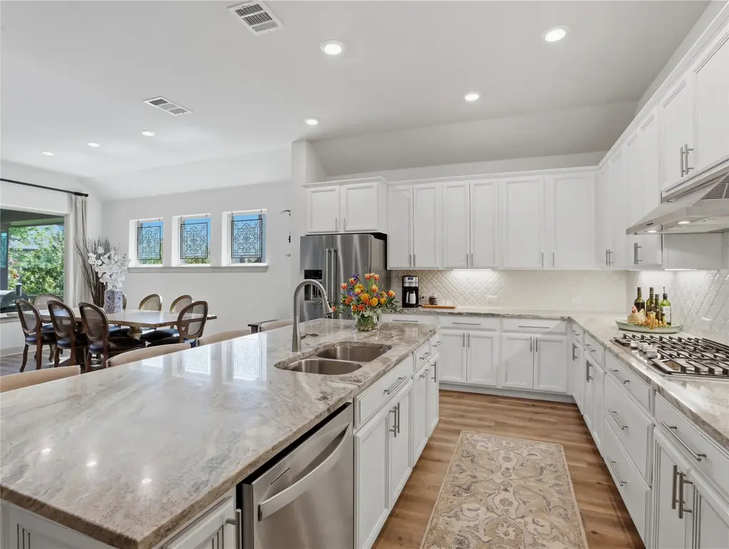 112 Mountain Lion Road, Georgetown