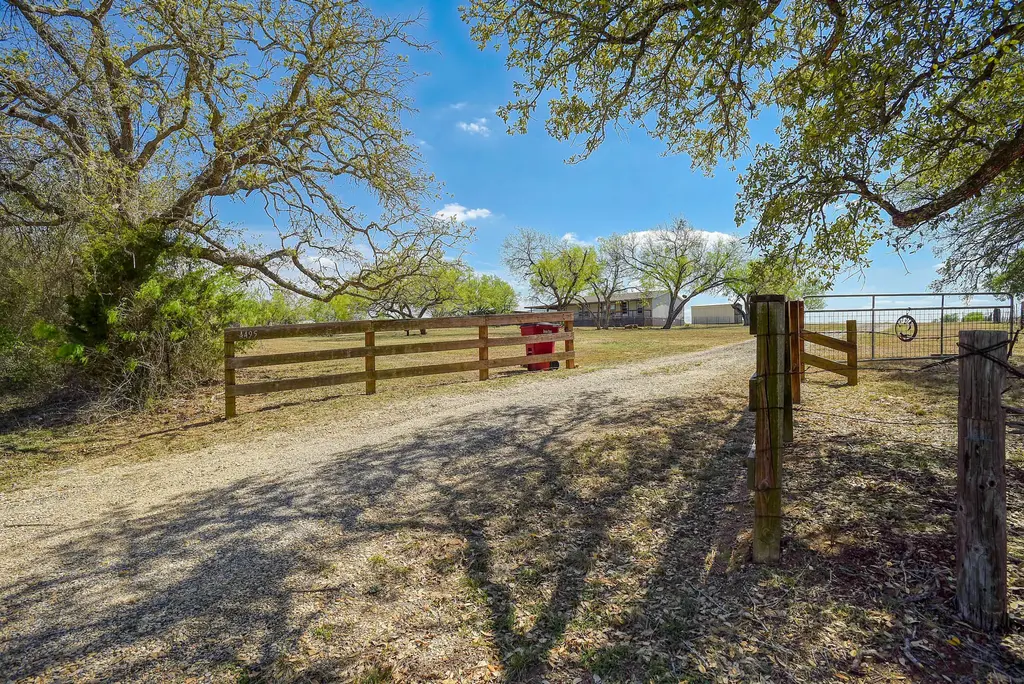 4495 Taylorsville Road, Red Rock