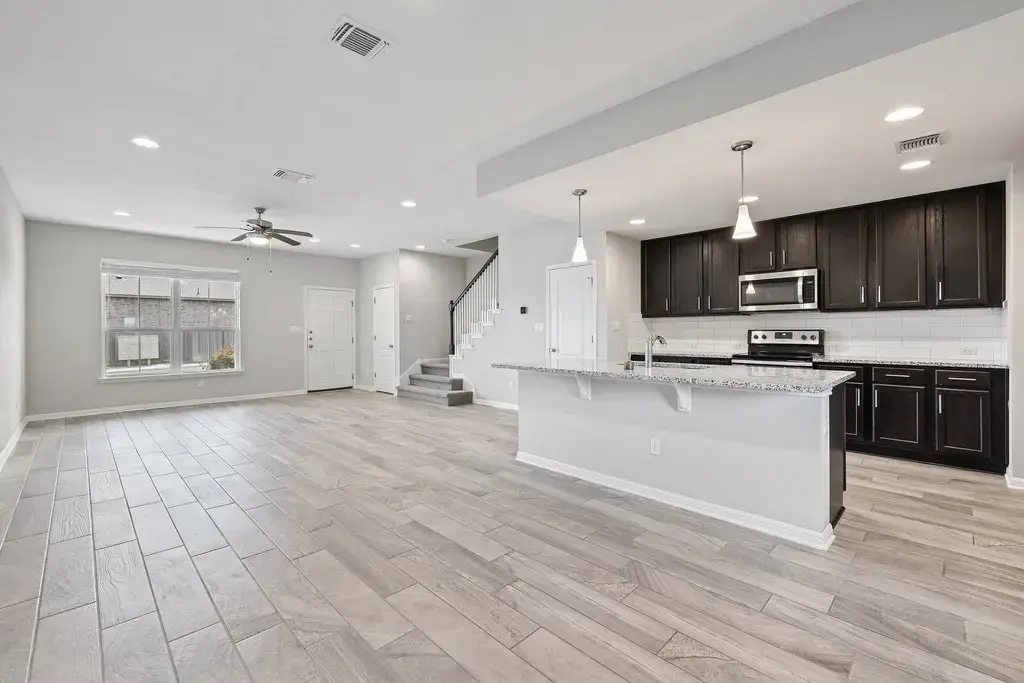 718 Tinton Falls Lane, Pflugerville
