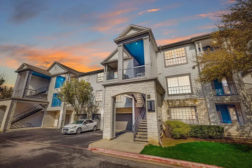 10505 S I-35 Frontage Road 0237, Austin