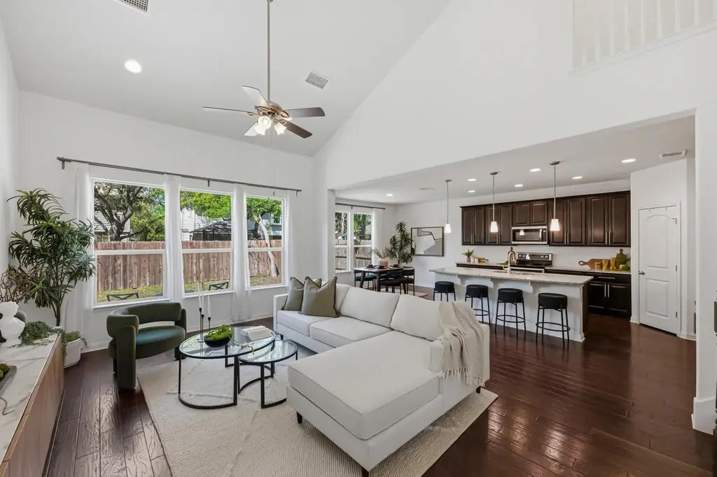 10700 Tramonto Drive, Austin