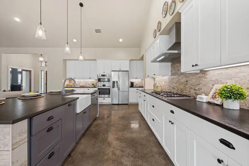 909 Highland Spring Lane, Georgetown