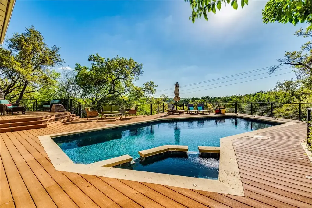 11107 Spicewood Parkway, Austin