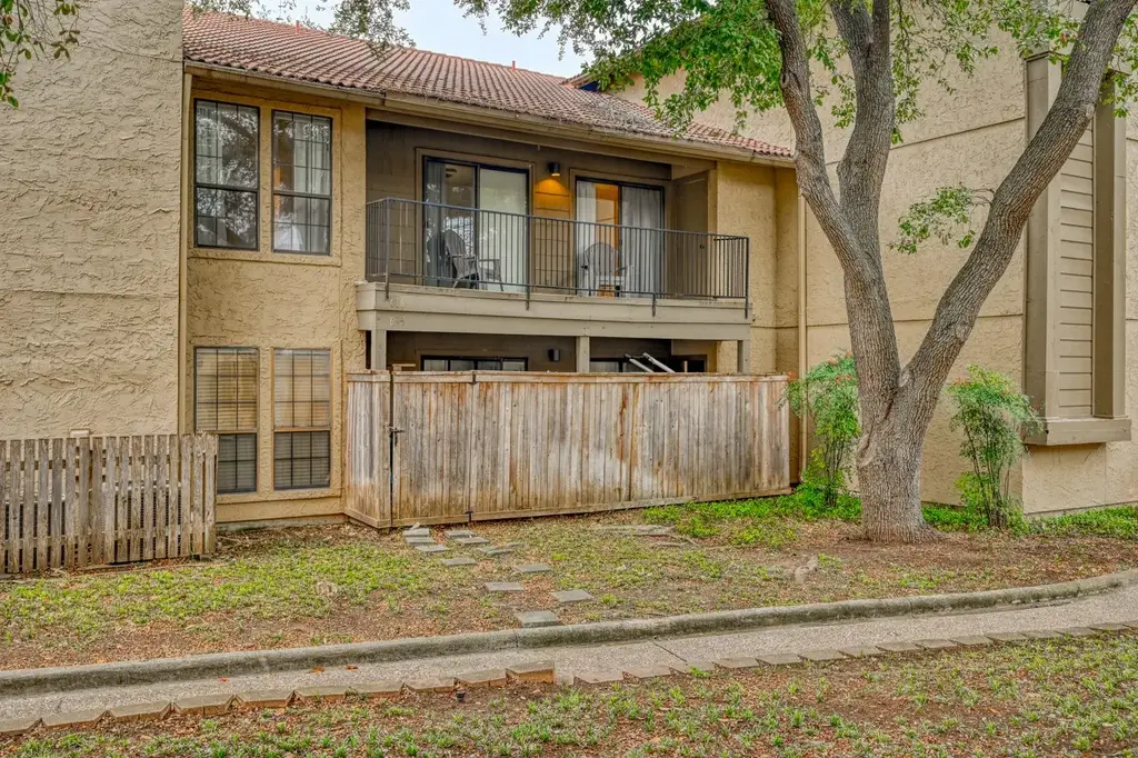 1202 Thorpe Lane 616, San Marcos