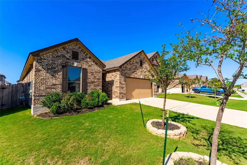 7952 Gato Lane, Round Rock