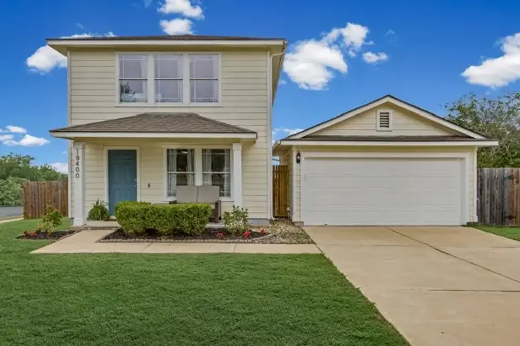 18400 Belfry Pass, Manor