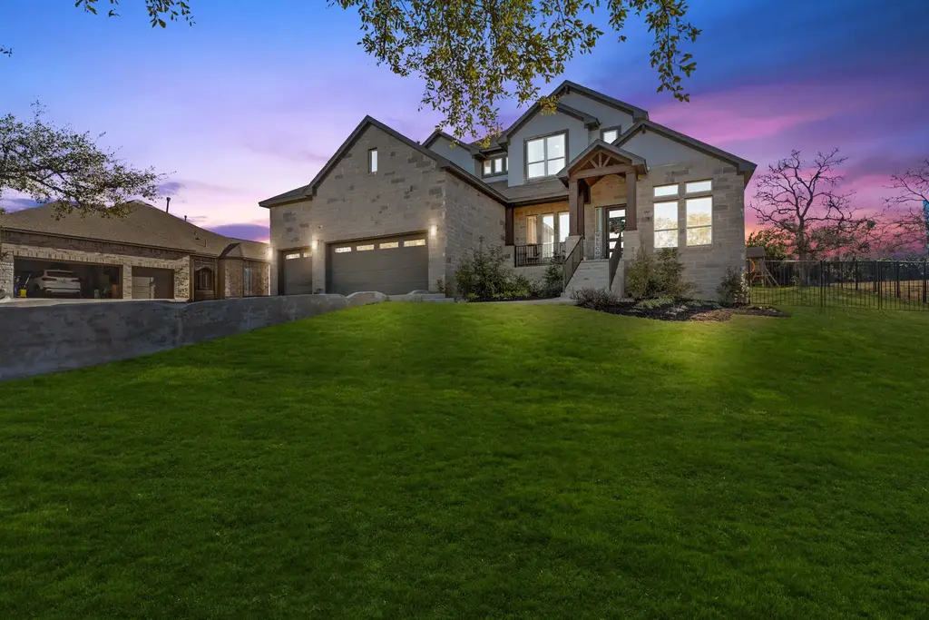 194 Wilderness Cove, Driftwood