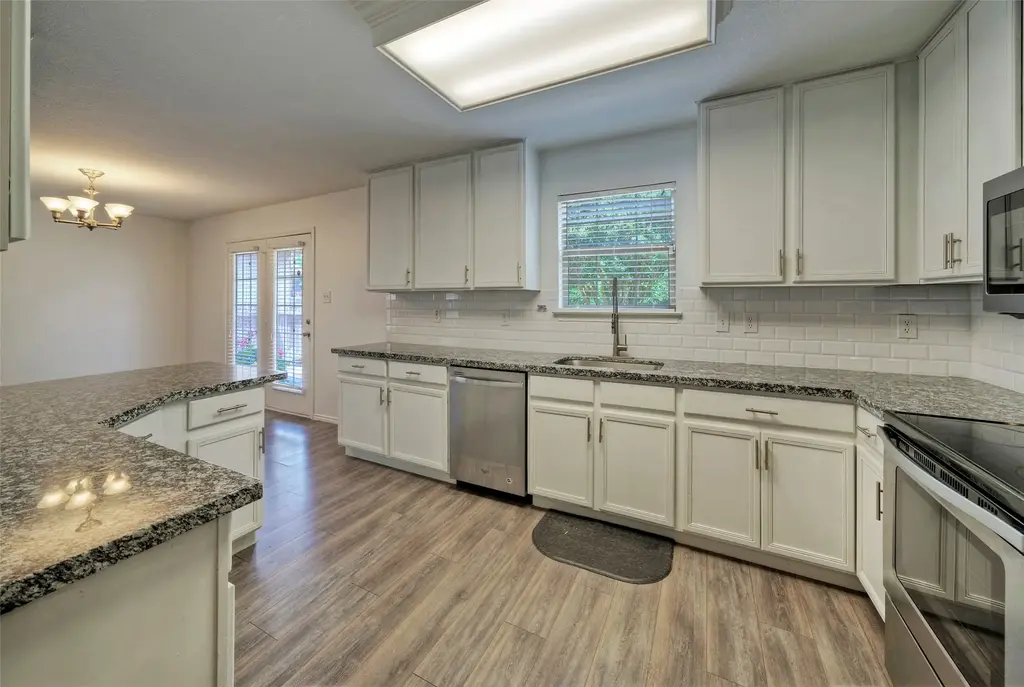 140 Plum Path, Kyle