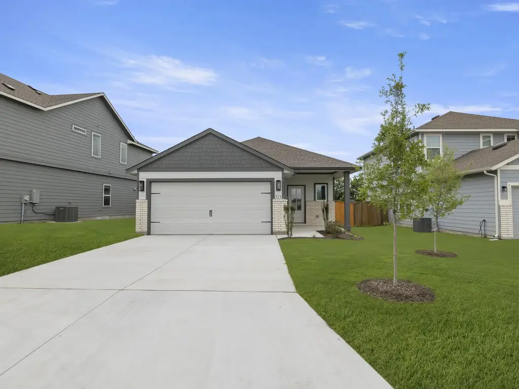 513 Yellow Ribbon, Jarrell