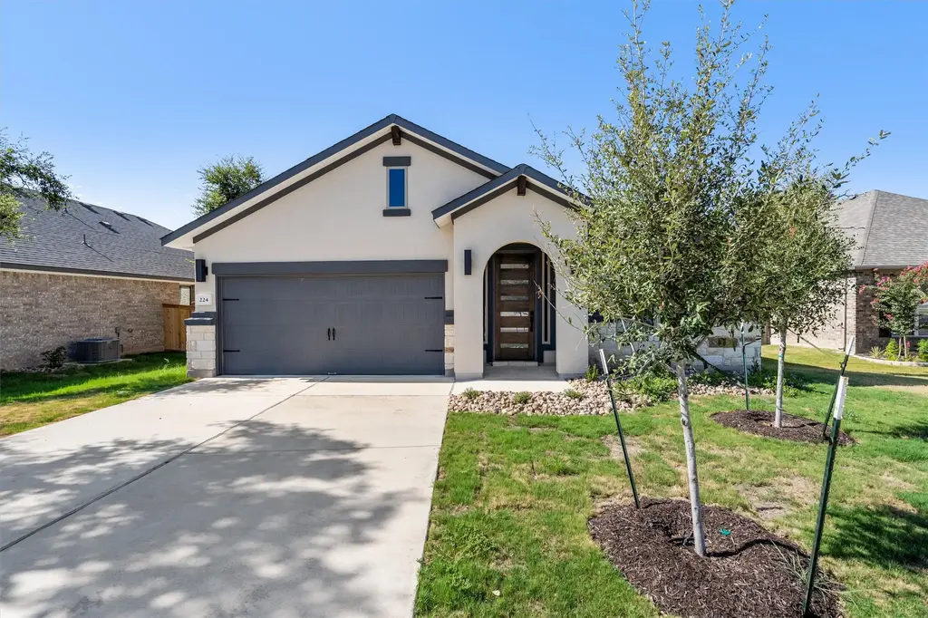 224 Scenic Hills Circle, Georgetown