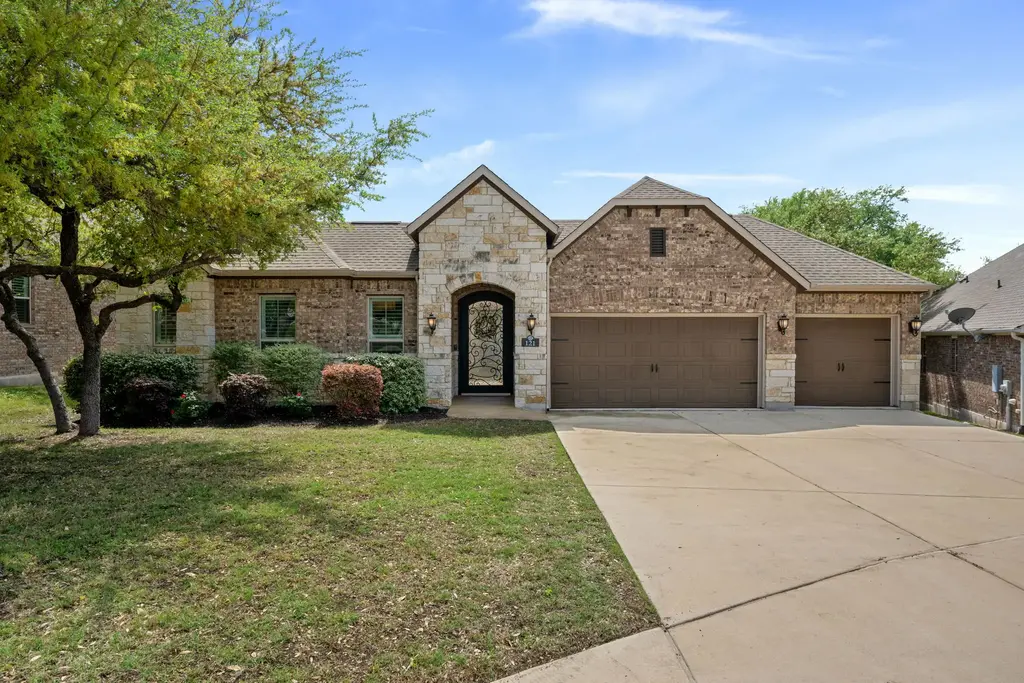 121 Clear Ridge Cove, Georgetown